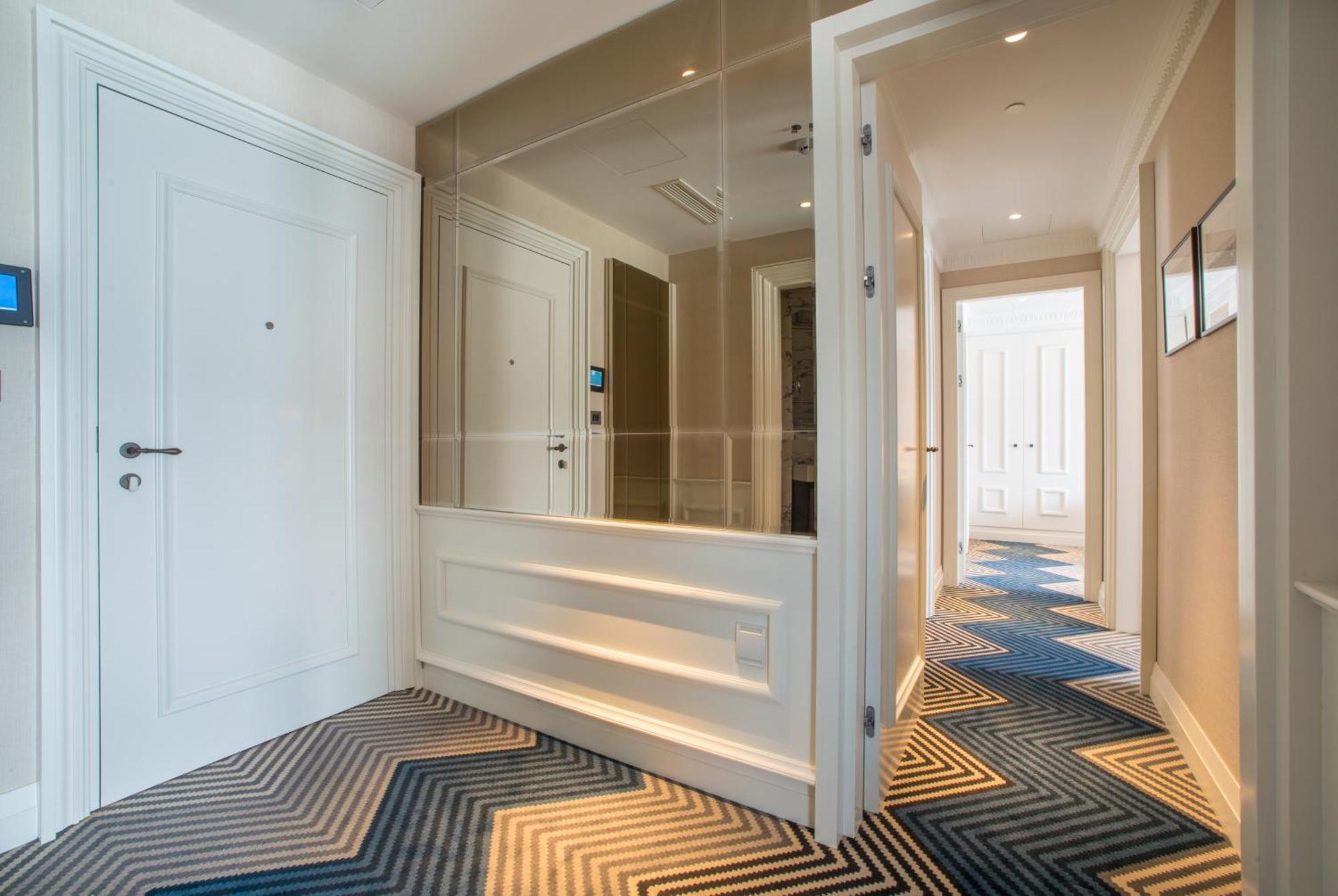 Boutique Hotel La Roche Tivat Exterior photo