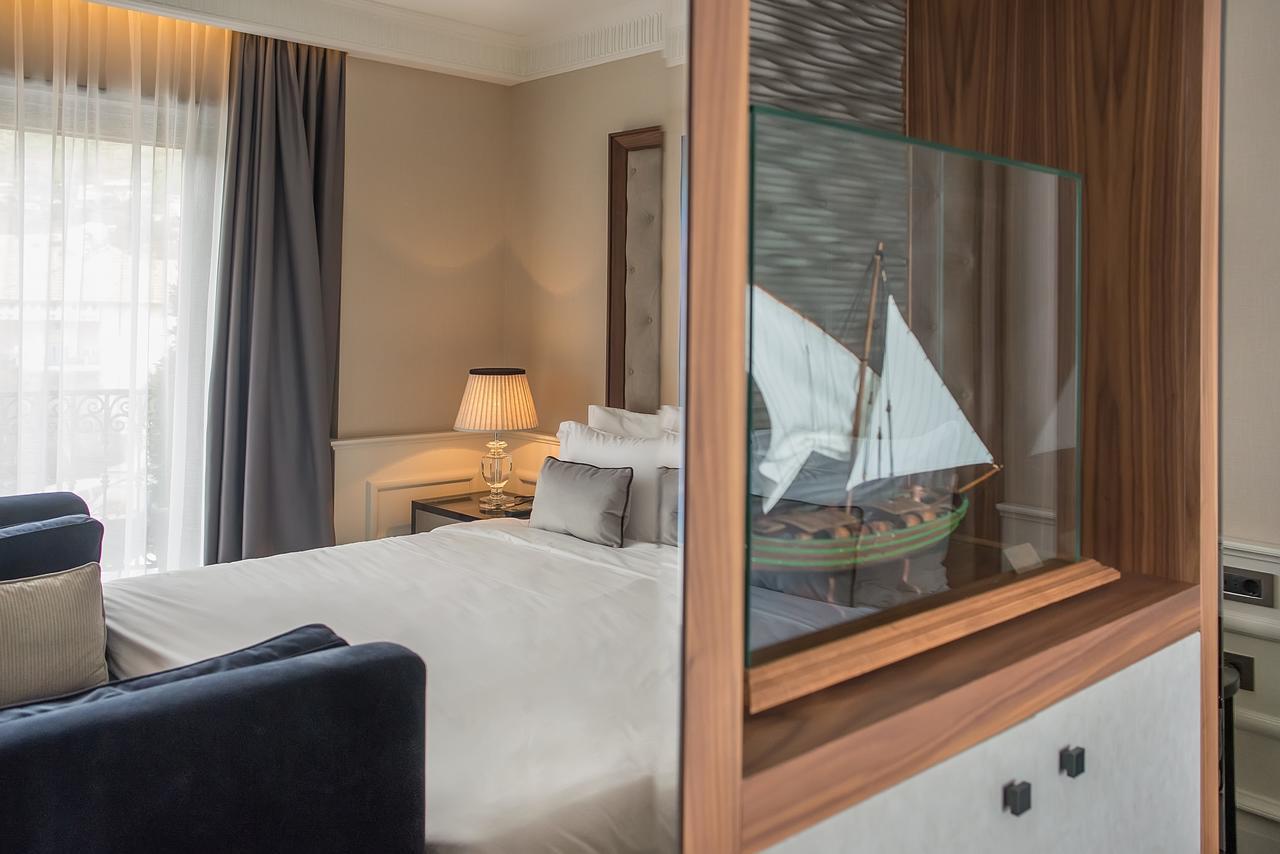 Boutique Hotel La Roche Tivat Exterior photo