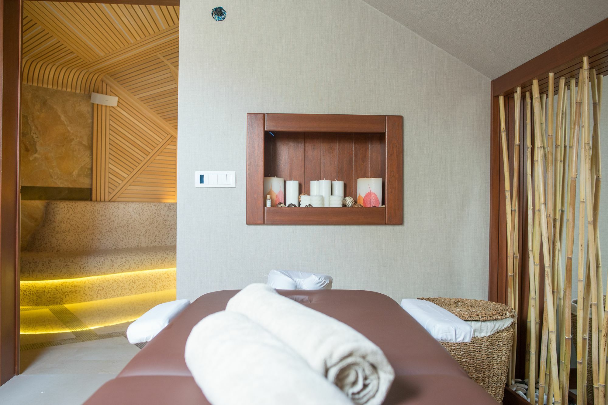 Boutique Hotel La Roche Tivat Exterior photo