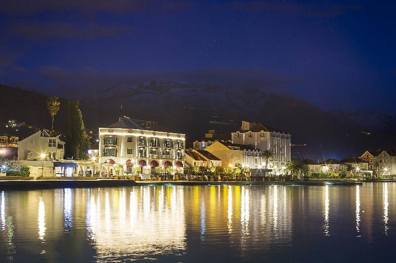 Boutique Hotel La Roche Tivat Exterior photo
